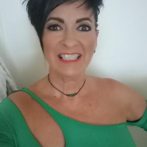 Une belle milf de votre ville Lévis
